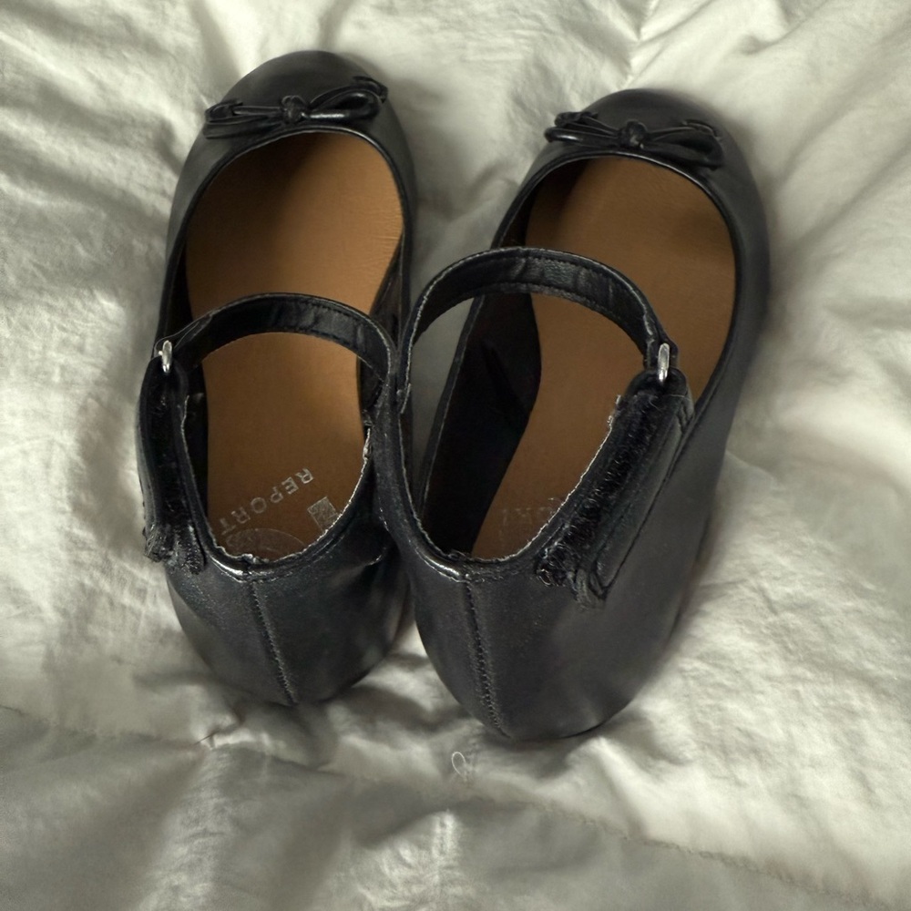 Report Black Ballet Flats with Bow - Picture 3 of 6
